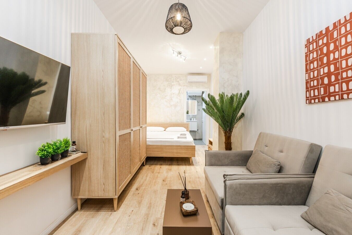 1 bedroom, WiFi, bed sheets