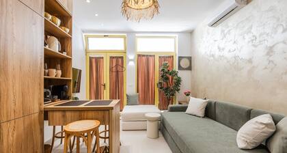 NooN Properties 1 | Beachside 1BR in Dhërmi by PikHost