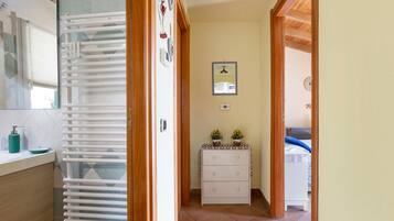 3 Schlafzimmer, Bügeleisen/Bügelbrett, WLAN, Bettwäsche