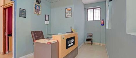 บ้านพัก | ฝ่ายต้อนรับ