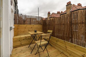 Outdoor dining - Modern Flat in Waterloo (London)