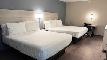 Estudio estándar, 2 camas de matrimonio | Wifi gratis y ropa de cama