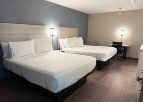 Standard Studio, 2 Queen Beds | Free WiFi, bed sheets