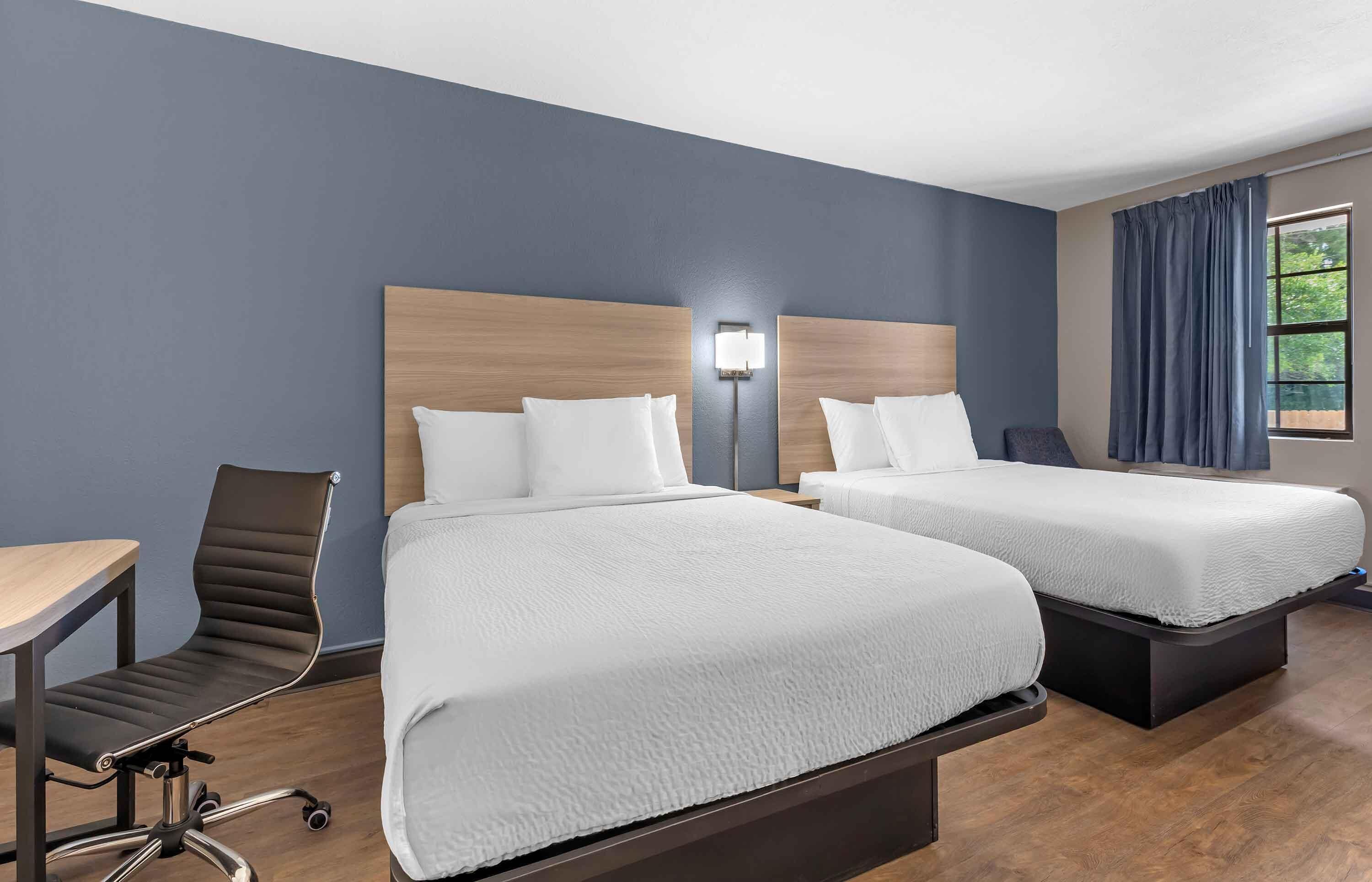 Standard Studio, 2 Queen Beds | Free WiFi, bed sheets