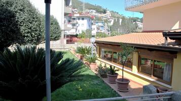 Apartment, Multiple Bedrooms, Smoking, Private Pool | Garden