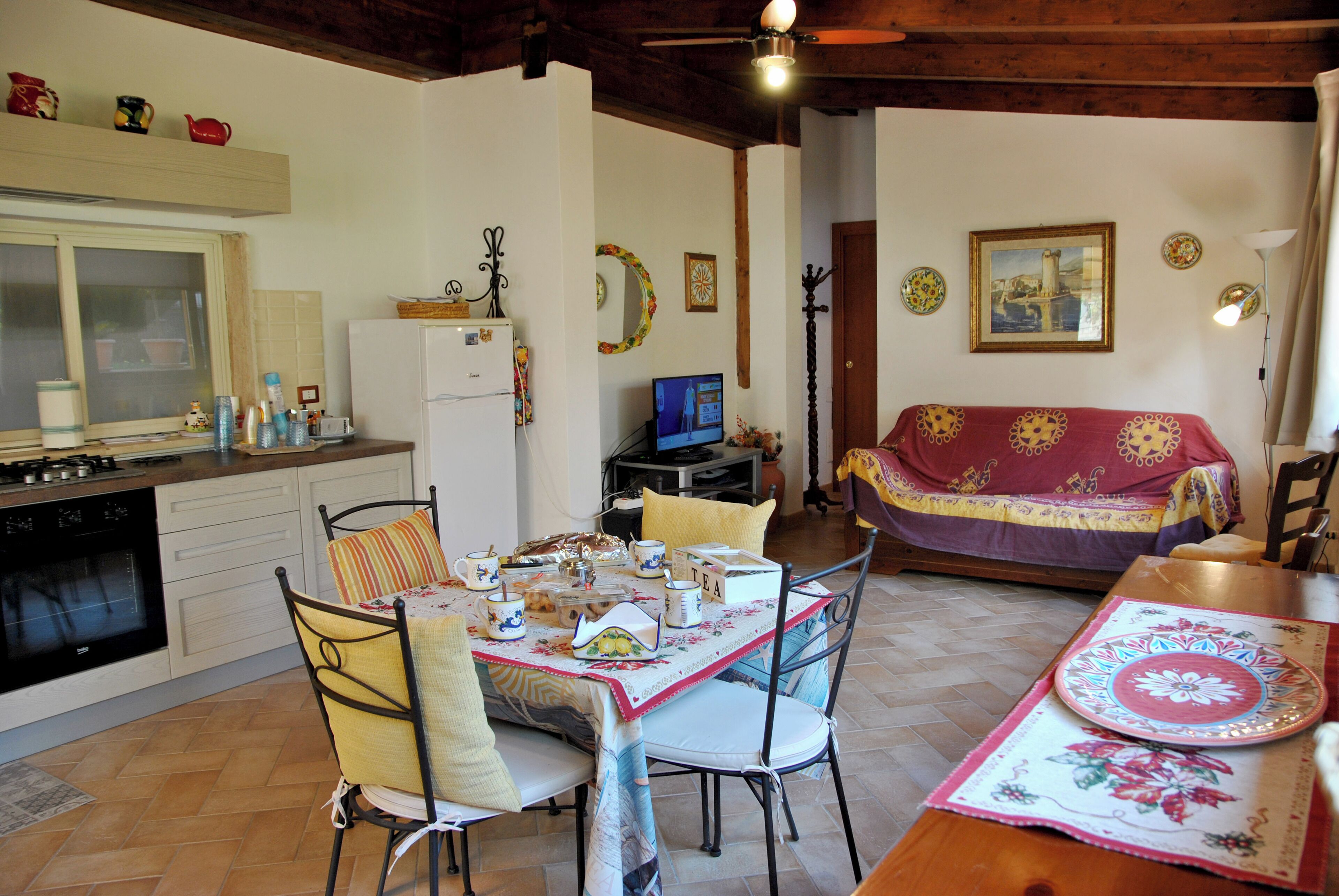 Apartment, Multiple Bedrooms, Smoking, Private Pool | Living room