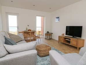 Living area - The Lookout (Scarborough)