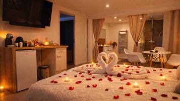 2 bedrooms, free WiFi, bed sheets, wheelchair access