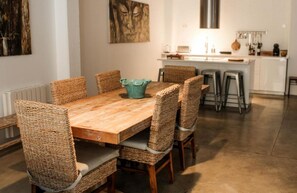 Dining - Modern Apartment In The Center València (València)