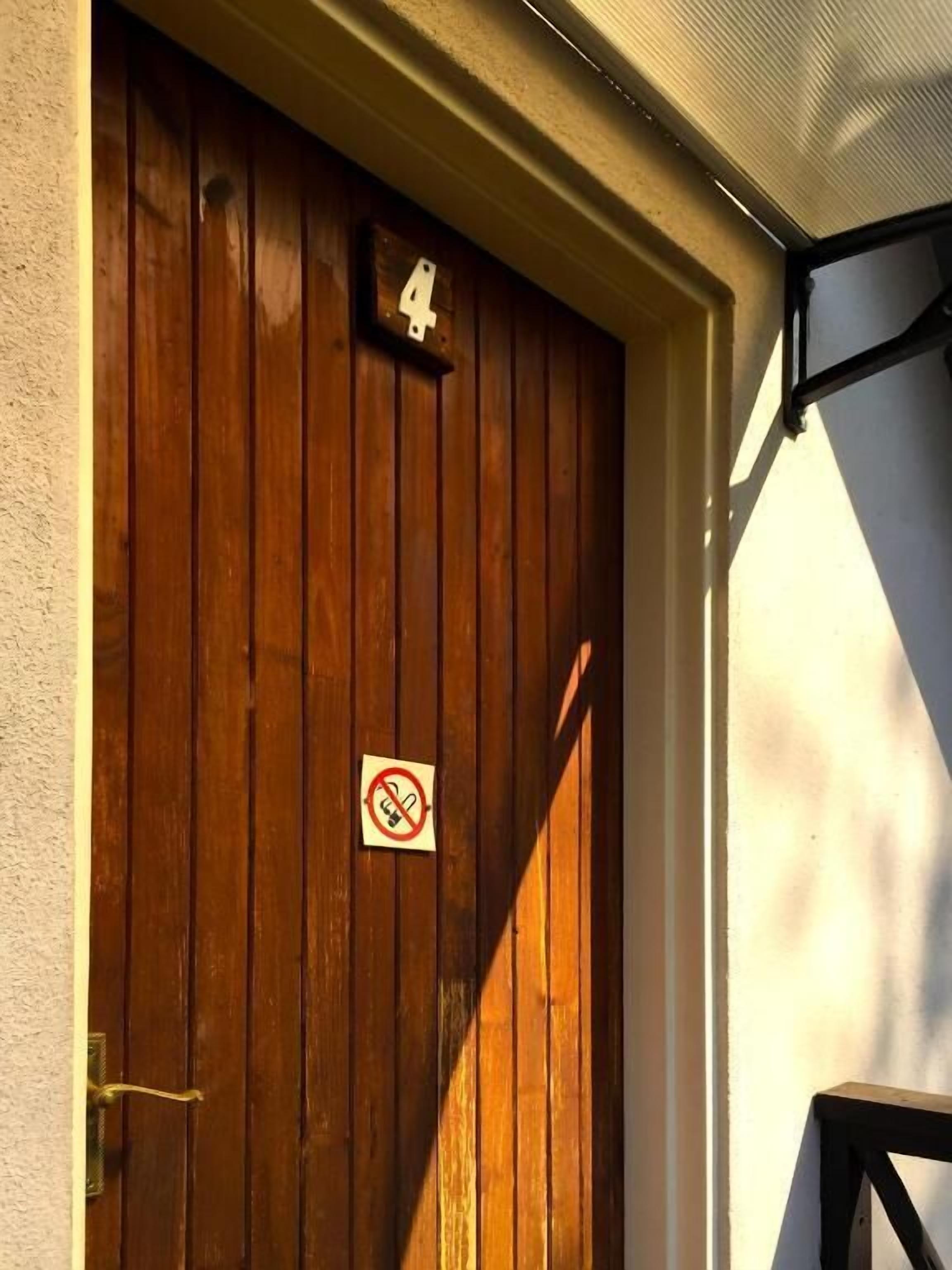 Executive Studio, Patio, Garden View | Exterior detail