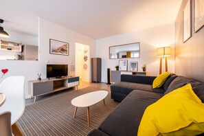 Smart TV - Appartement idéal famille – Disney & parking (Bussy-Saint-Georges)