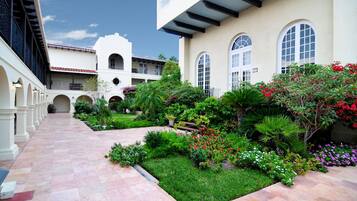 Jardines del alojamiento