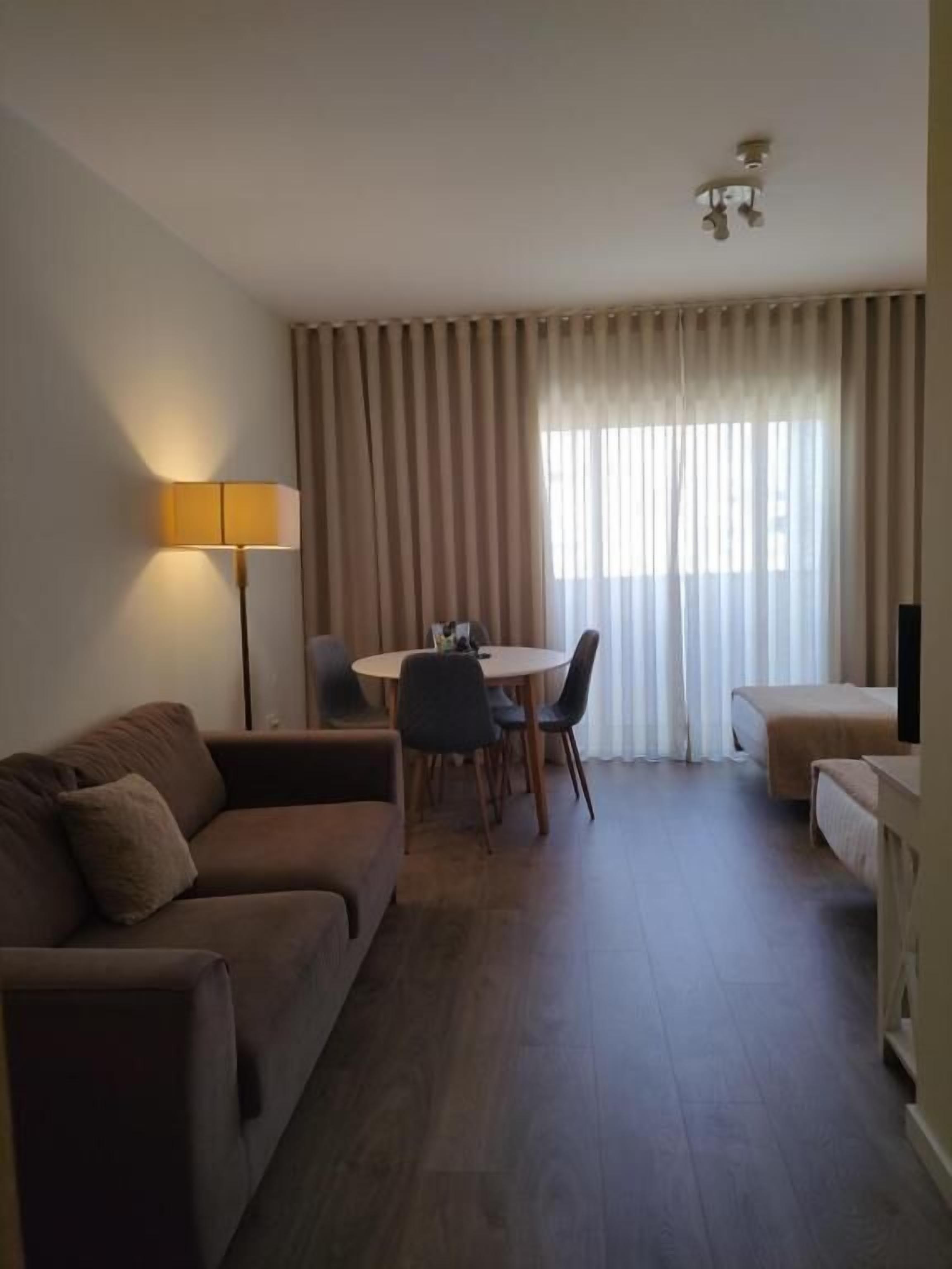 Suite Standard | Coin séjour | Télévision LCD