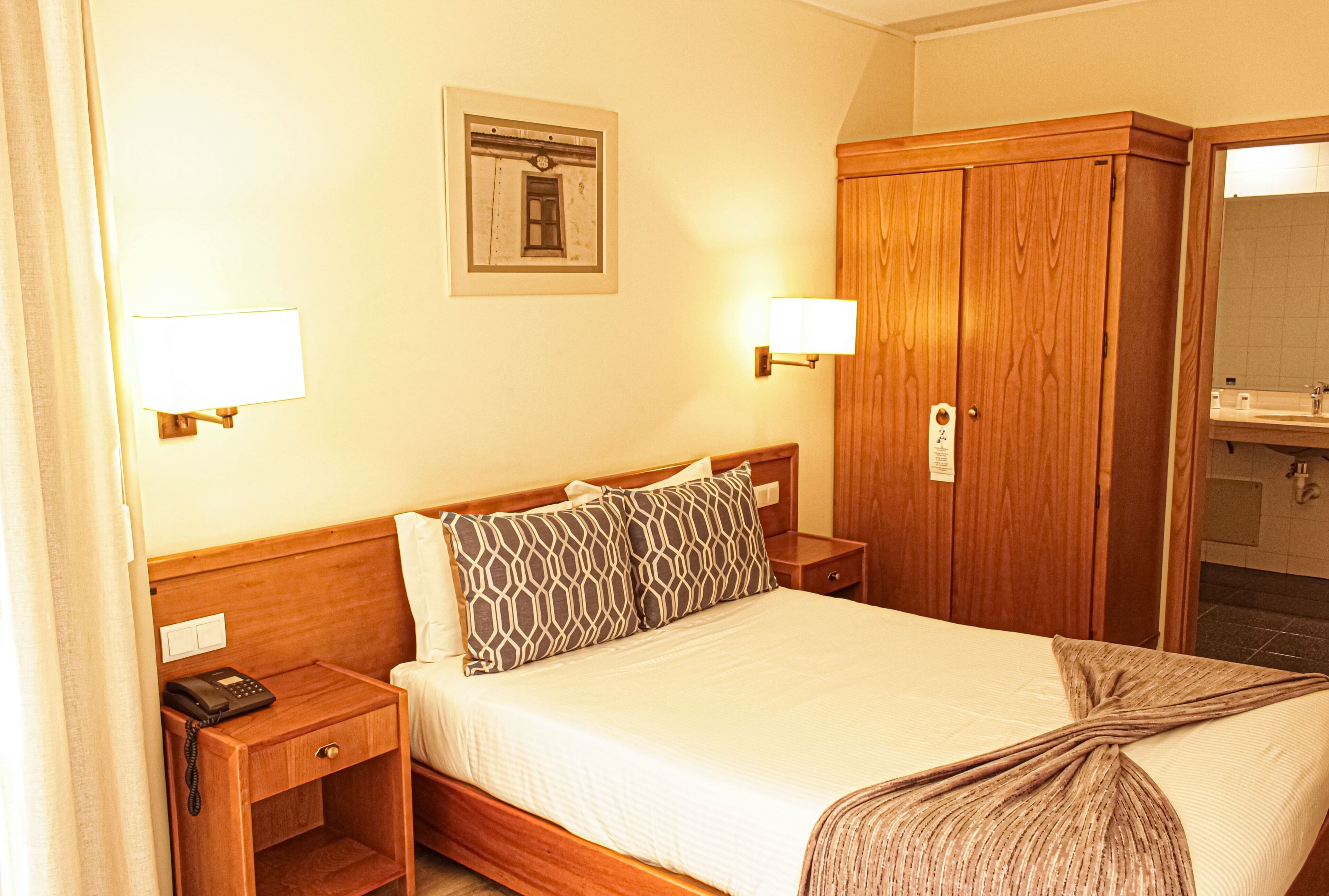 Chambre Double Classique, 1 lit double, climatisation, vue ville