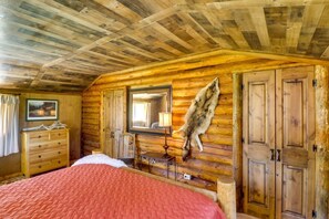 4 chambres, fer et planche à repasser, Wi-Fi, draps fournis
