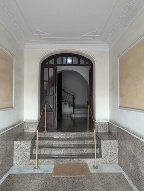 Interior - Roomz Romestay (Rome)