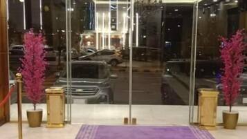 Familieleilighet, kanalutsikt | Innvendig