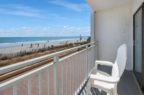 Property grounds - New Direct Oceanfront Sea Mist,Remodeled,4th Floor (Myrtle Beach)
