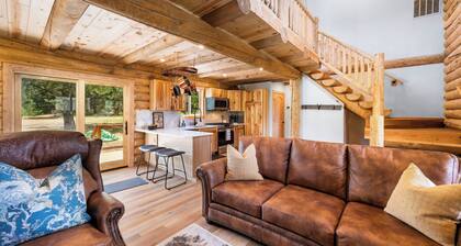 2 Bedroom Log Cabin on 80 acres in Harrison, Idaho w/Lake View