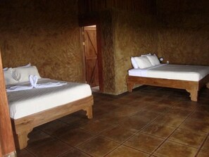 WiFi, bed sheets - CABIN -CASA VISTA DEL VALLE- 2 (Provincia Alajuela)