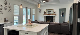 New Construction 3-bedroom farmhouse in marvelous Wellborn, Florida with AC.