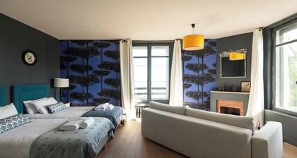 Elegant 4-star Penthouse with sea view