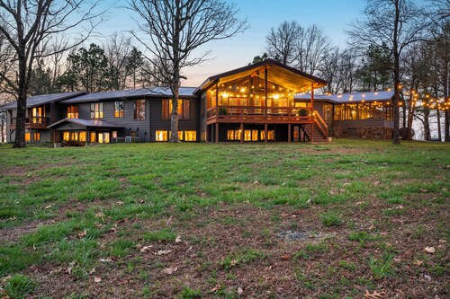 The Lodge offers  stunning 360° views of the Ozark Mountains!