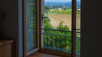 Suite â deluxe, terrasse, fjellutsikt | Innvendig