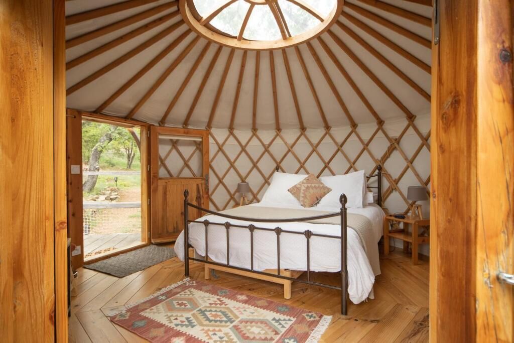 Lều tiện nghi đơn giản, quang cảnh thung lũng | Màn/rèm cản sáng 