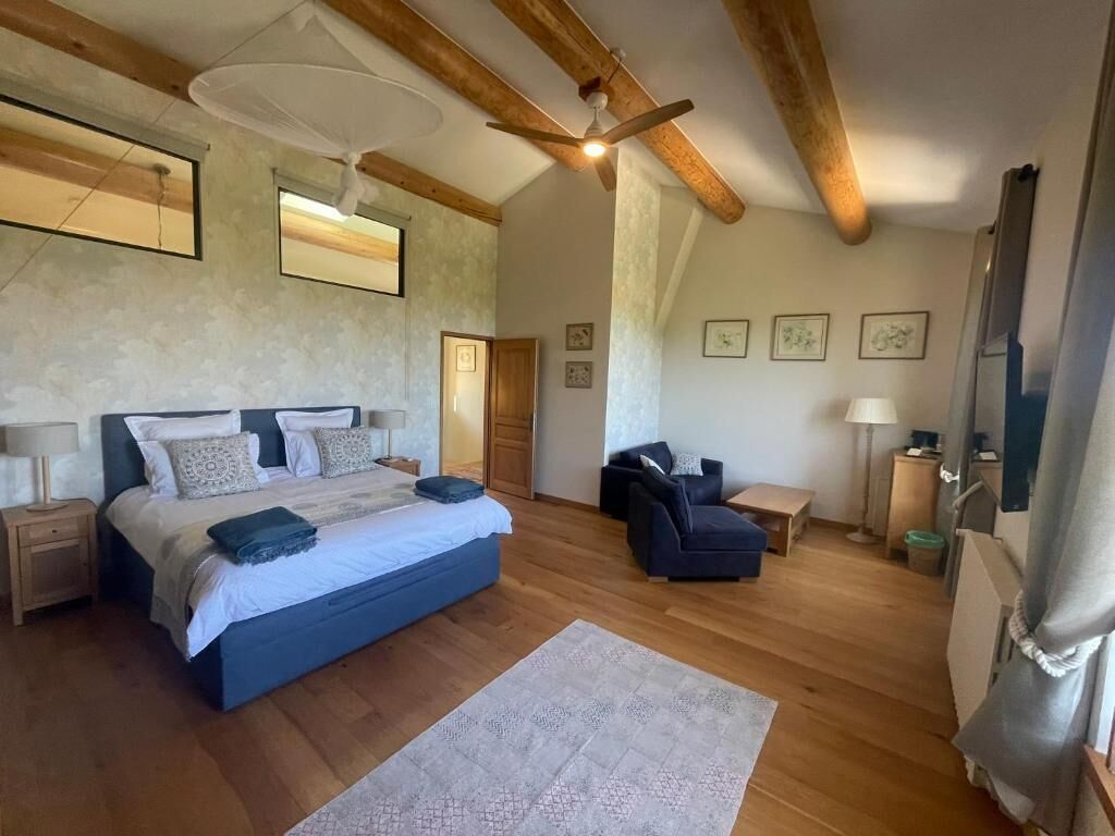 Suite Deluxe, patio, vista a la montaña | Cortinas blackout 