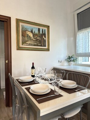 Dining - Elegant modern apartment in the heart of Chianti, ideal for exclusive relaxation (Gaiole In Chianti)