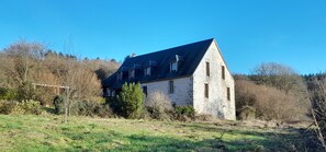 Exterior - Large character house Pets welcome at no extra charge (Lormes)