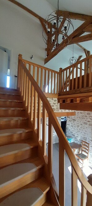 Interior - Large character house Pets welcome at no extra charge (Lormes)