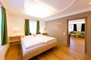 1 bedroom, internet, bed sheets