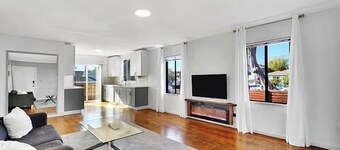 Peaceful 2-bedroom house in Richmond perfect for relaxing stays