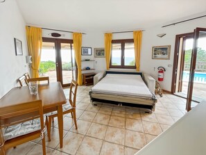 2 Schlafzimmer, Bügeleisen/Bügelbrett, WLAN