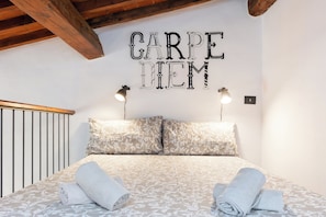 Free WiFi - Guesthost - Appartamento Pazzi A 3 Min Da Piazza Del Duomo (Florence)