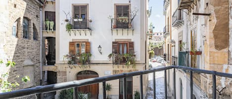 Apartment | Terrace/patio