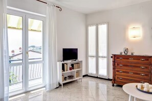 Apartment | Living area - Guesthost - Riomaggiore Panoramic Apartment With Terrace! X6 (Riomaggiore)