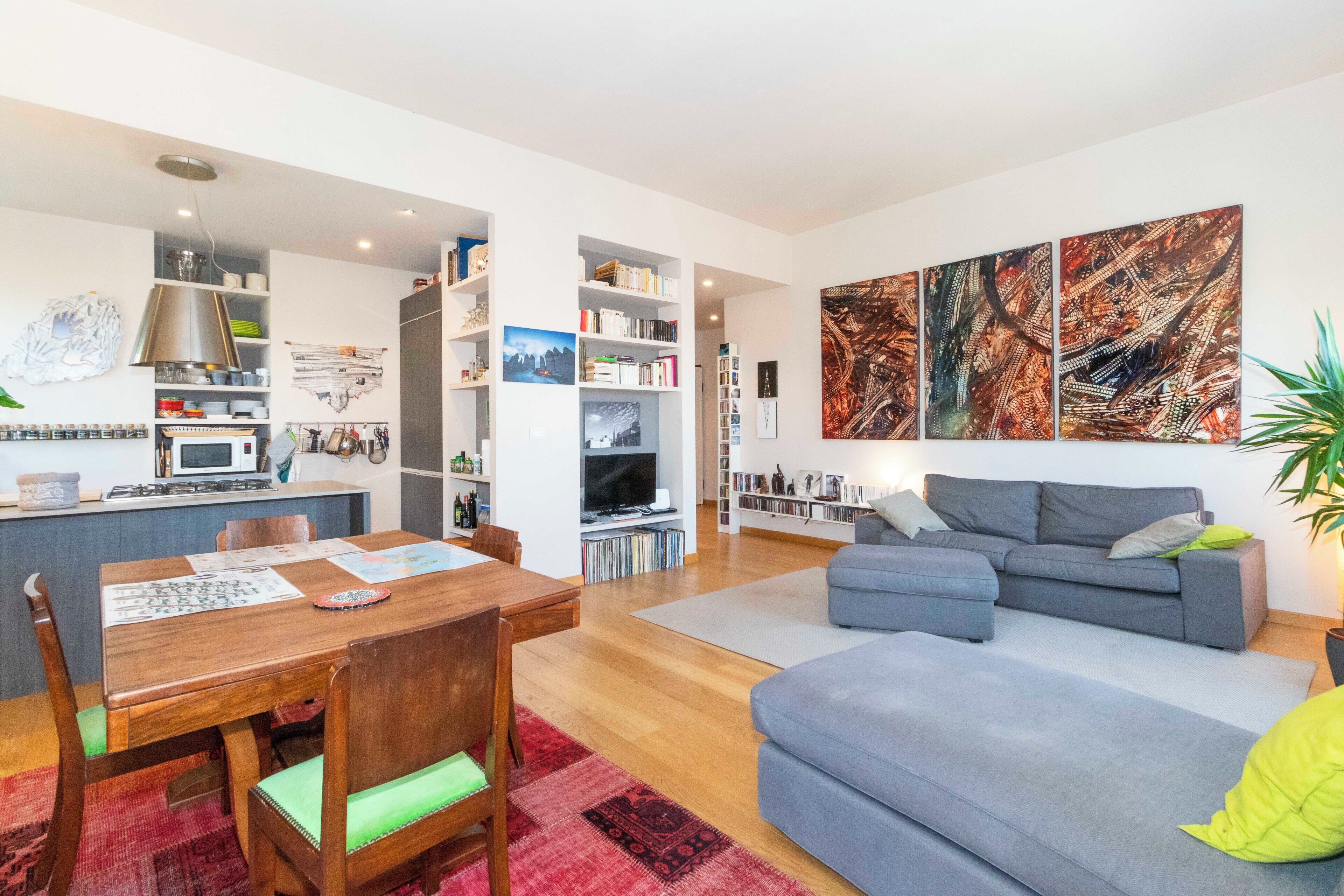 Apartamento | Área de estar | TV