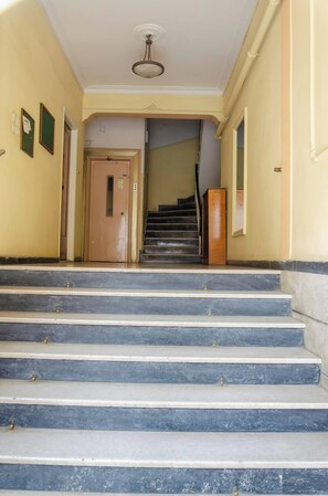 아파트, 침실 1개, 흡연, 발코니 | 내부