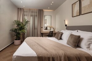 1 bedroom, in-room safe, iron/ironing board, travel cot - Astarte Villas - Astarte Living Suite Ground Floor (Zakinthos)