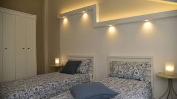 Bügeleisen/Bügelbrett, WLAN, Bettwäsche