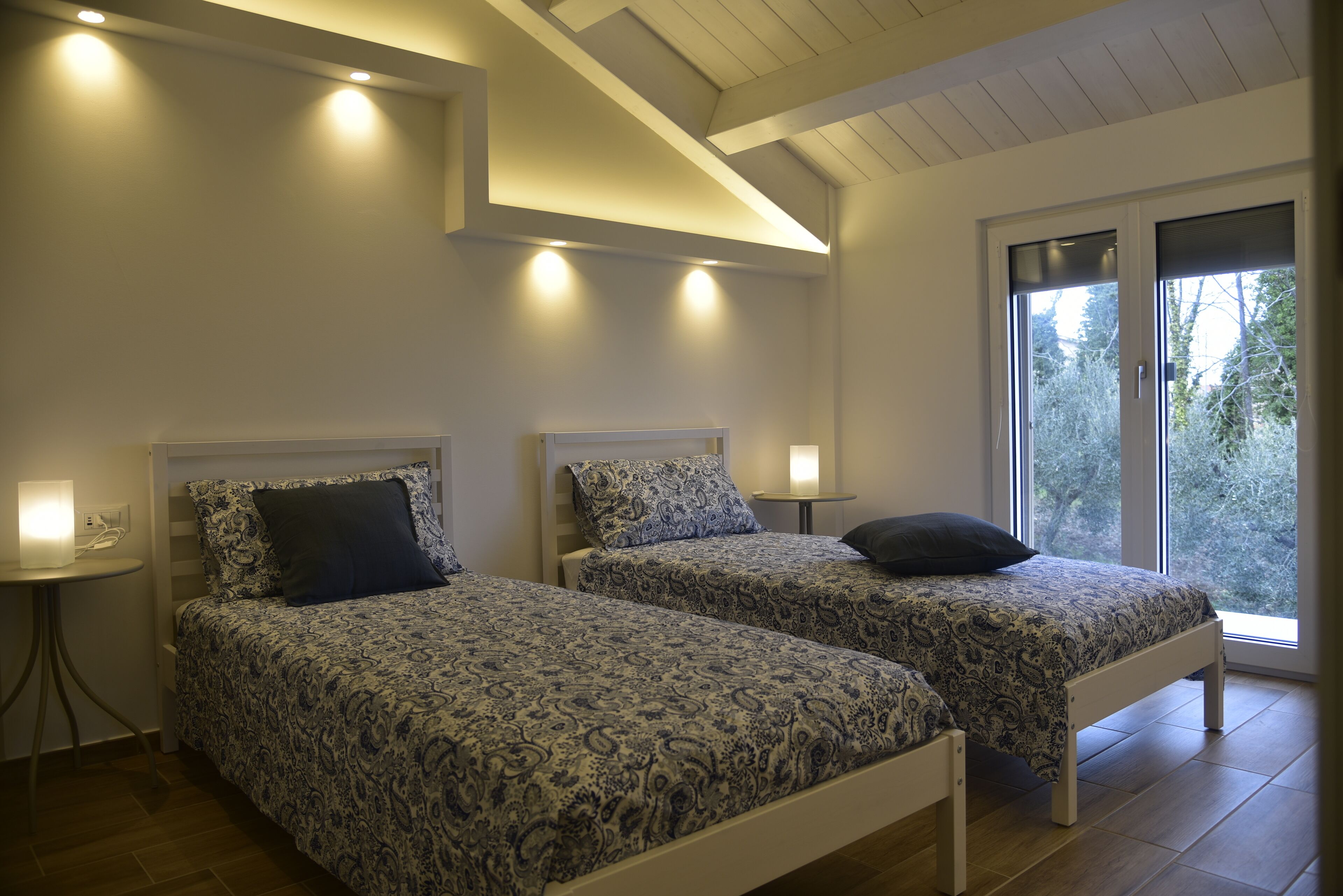 Bügeleisen/Bügelbrett, WLAN, Bettwäsche