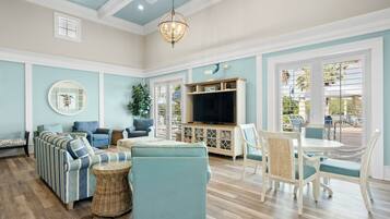 Condo (3 Bedrooms) | Property amenity