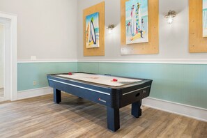コンドミニアム (3 Bedrooms) | 施設内の設備