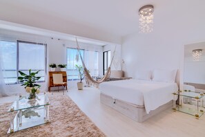 3 bedrooms, iron/ironing board, free WiFi, bed sheets - Carteia Beachfront at Praia da Gaivota (Quarteira)