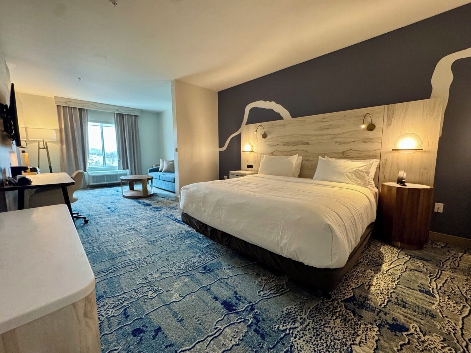 Suite, 1 King Bed with Sofa bed, Non Smoking (Mobility Accessible, Tub) | Desk, laptop workspace, blackout drapes, iron/ironing board