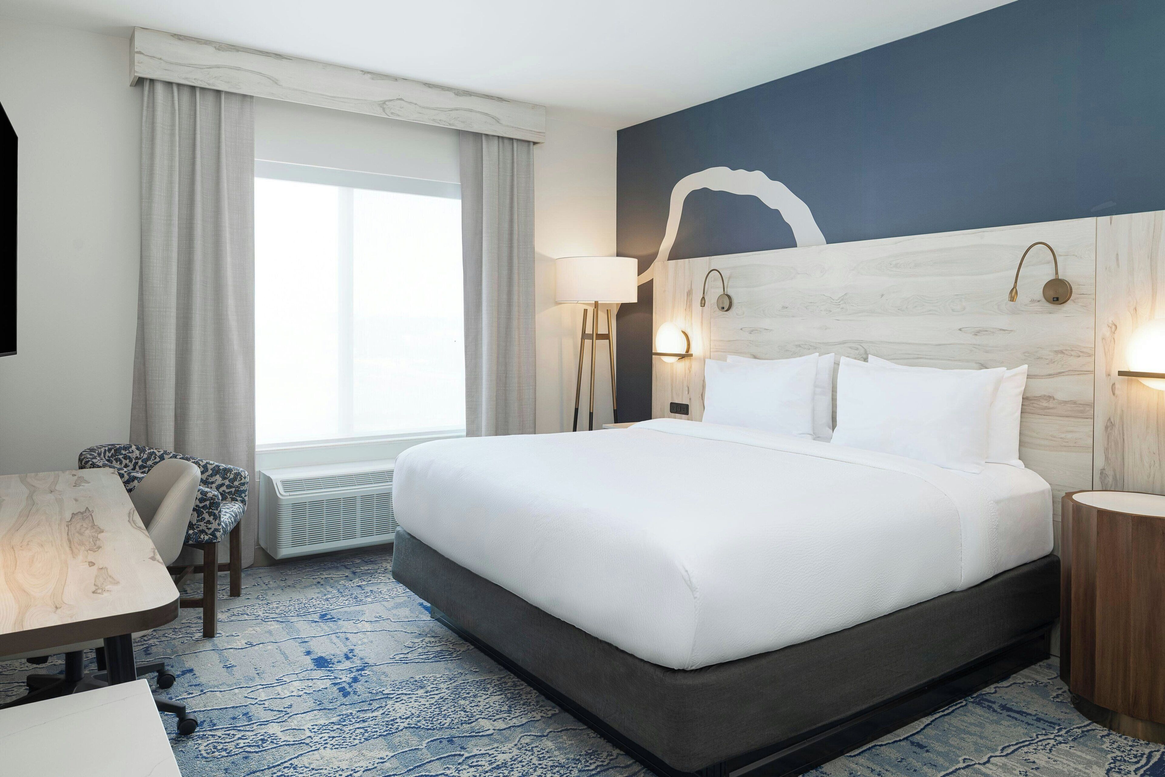 Standard Room, 1 King Bed