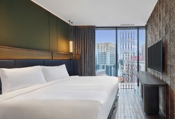 Suite, 1 Bedroom, Balcony, City View